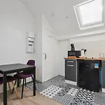 Apartment Budget Avec Parking Au Centre-ville Charleville-Mezieres